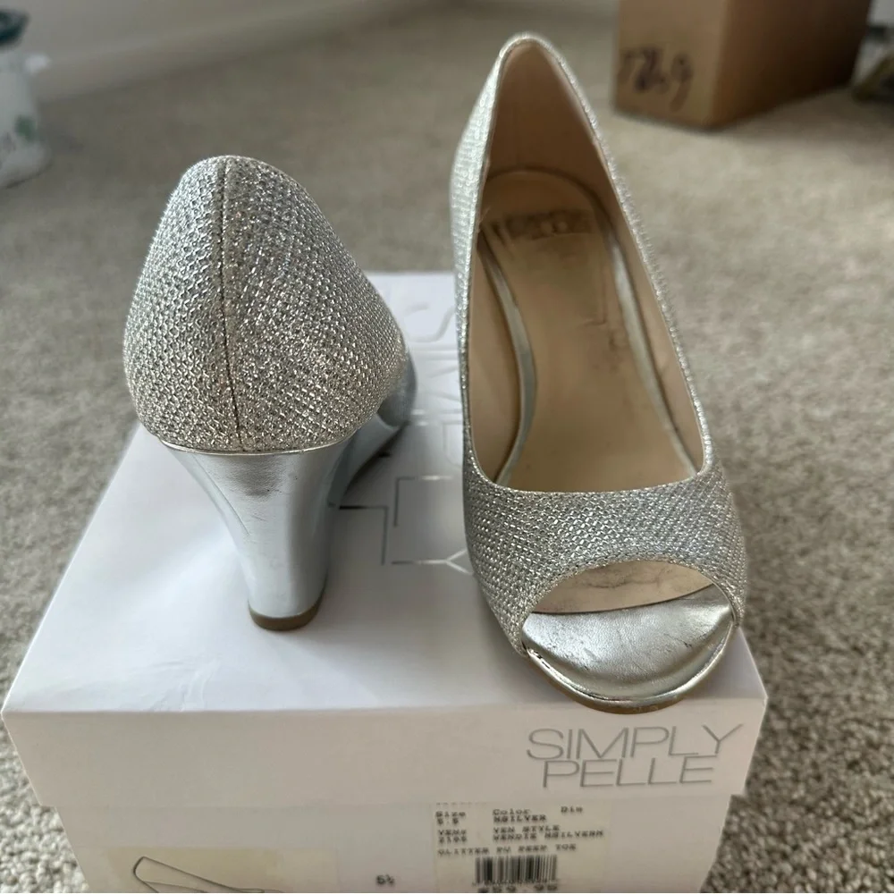 Simply Pelle Wendie Silver Glitter Wedge Peep Toe Heels Size 5.5